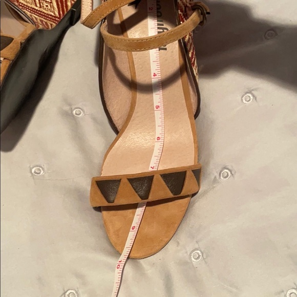 Never Worn Nude Wedges w/ Pretty Details - Picture 8 of 8